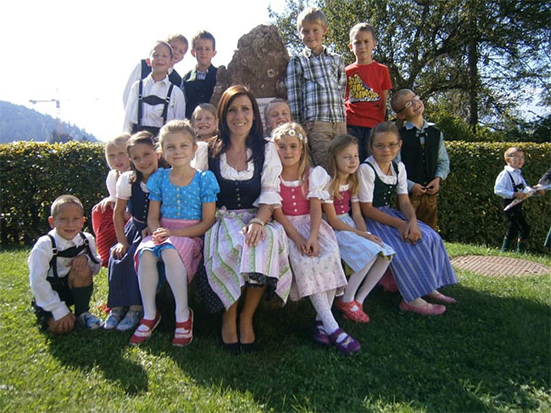 2. Klasse - Dipl. Päd. Michaela Loitzl