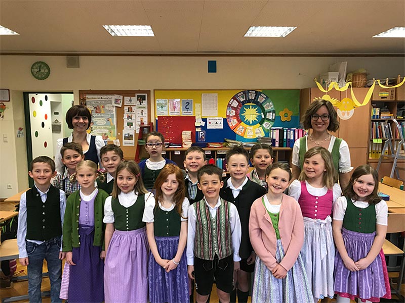 2. Klasse – Klassenlehrerin VD Dipl. Päd. Michaela Loitzl