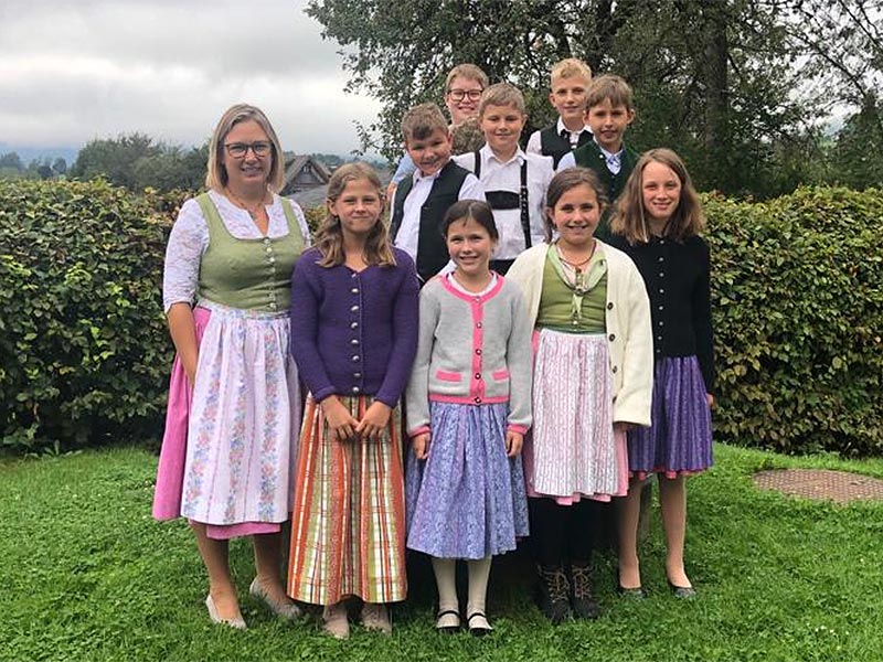 4. Schulstufe    Klassenlehrerin: Dipl. Pädn. Birgit Freller